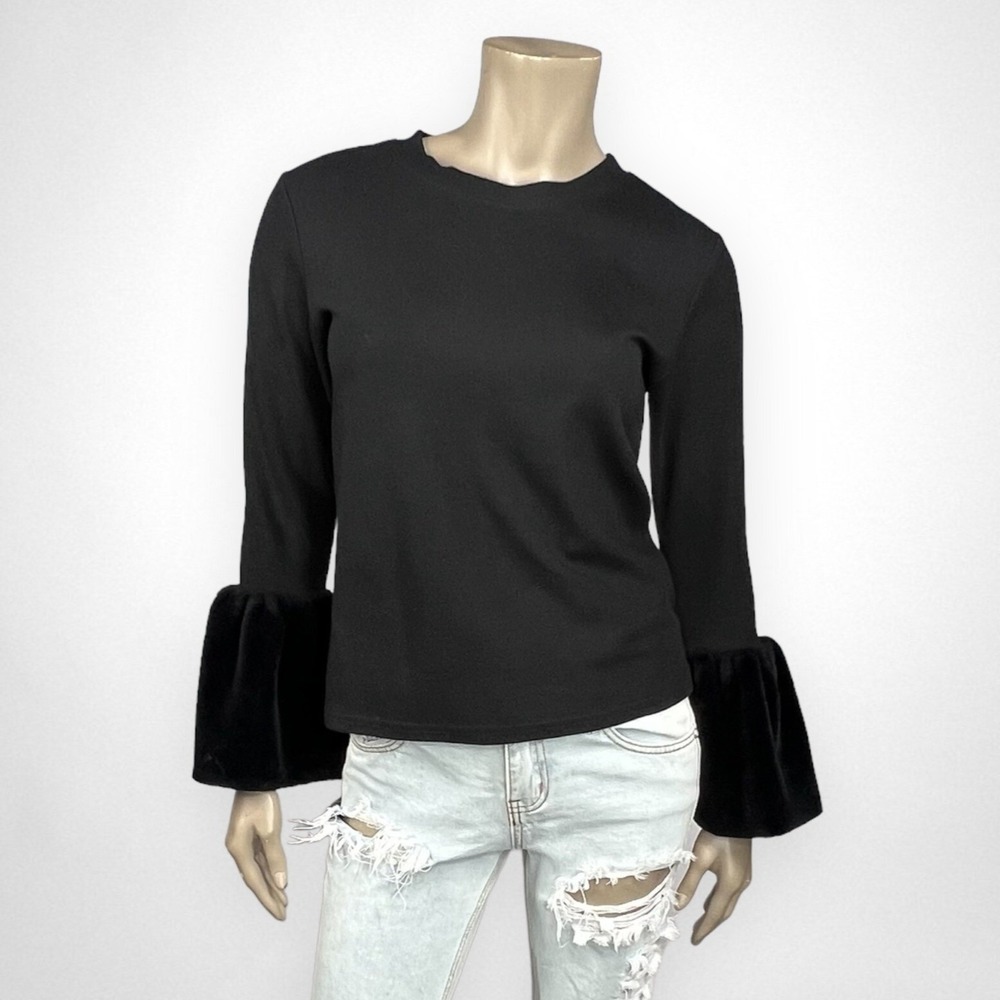 BEULAH Small Black Faux Fur Sleeve Top Long Sleeve